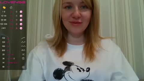 Snapshot of urbadkitty chatting on January 19, 10:50 am urbadkitty online show from January 19, 10:50 am