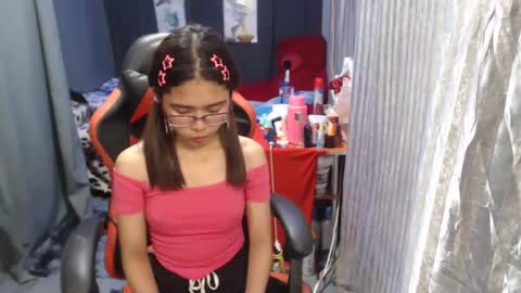 Snapshot of urdreamgirljayne chatting on January 28, 8:47 pm urdreamgirljayne online show from January 28, 8:47 pm