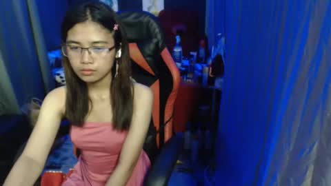Snapshot of urdreamgirljayne chatting on February 3, 3:38 pm urdreamgirljayne online show from February 3, 3:38 pm
