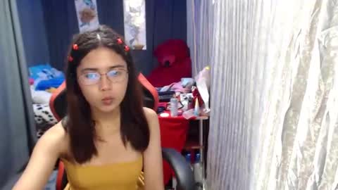 Snapshot of urdreamgirljayne chatting on January 9, 9:27 am urdreamgirljayne online show from January 9, 9:27 am
