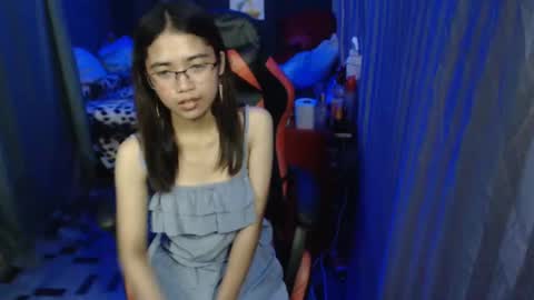 Snapshot of urdreamgirljayne chatting on January 25, 7:06 am urdreamgirljayne online show from January 25, 7:06 am
