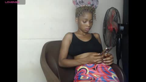 urflirtydoll online show from January 7, 9:25 pm
