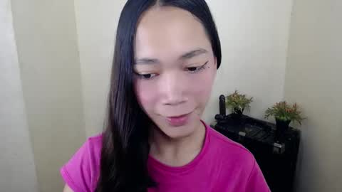 Snapshot of urhot_athena chatting on October 4, 10:47 pm urhot_athena online show from October 4, 10:47 pm