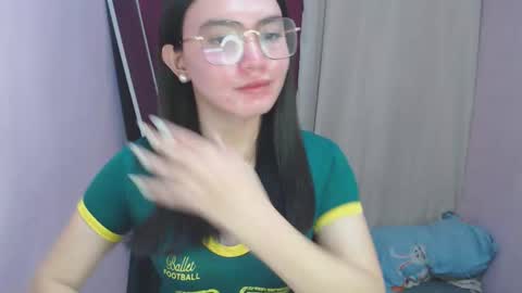Katey online show from May 3, 6:17 am