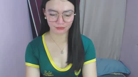 Katey online show from May 18, 4:07 am