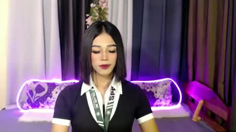 urlovely_jemma online show from May 6, 2:37 am