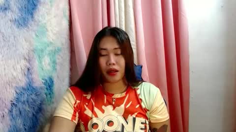 Sofie online show from April 9, 3:28 pm