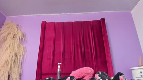 Love online show from May 21, 1:58 am