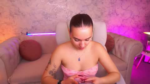 Snapshot of urmuseon chatting on October 28, 8:09 am MusaPleasure online show from October 28, 8:09 am