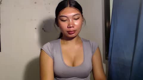 urpinay_sandra69 online show from May 24, 10:14 am