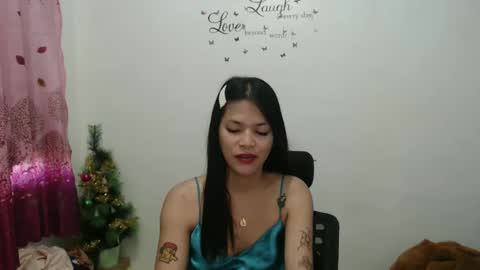 hi im kim online show from December 5, 2:20 am