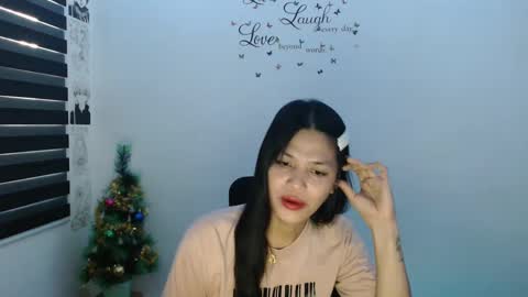 hi im kim online show from December 14, 1:27 am