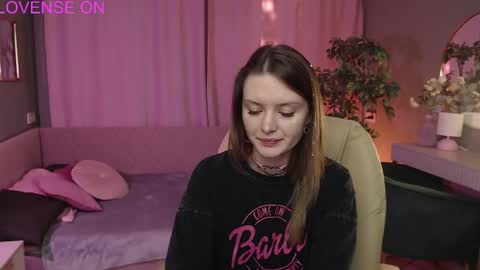 Eva online show from May 14, 1:22 am