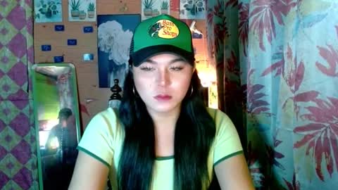 YOURGIRLCAMILLA online show from January 15, 5:41 pm