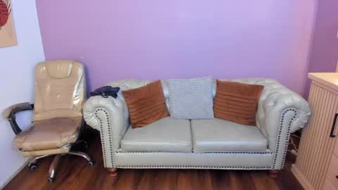 Vaiolet Harris online show from April 9, 11:37 am