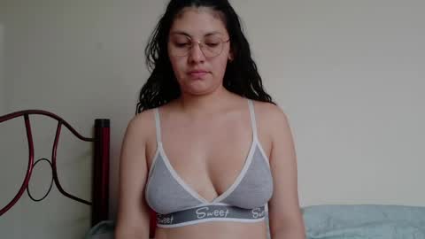 Vainilla online show from May 21, 12:25 pm