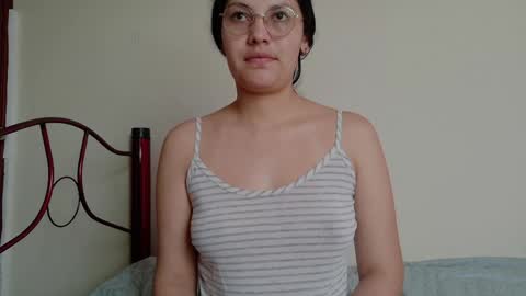 Vainilla online show from May 22, 12:36 pm