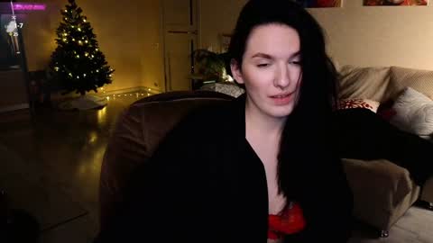 Snapshot of val_manson chatting on December 22, 7:10 pm Val online show from December 22, 7:10 pm