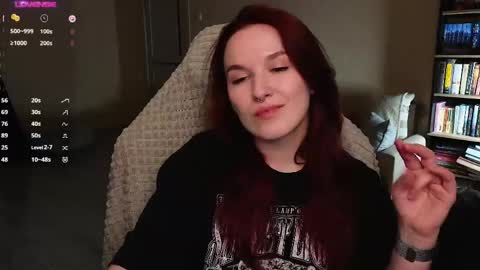 Val online show from April 13, 7:58 pm