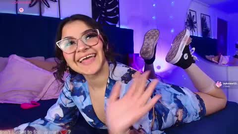 Tifanny  online show from December 19, 8:34 pm