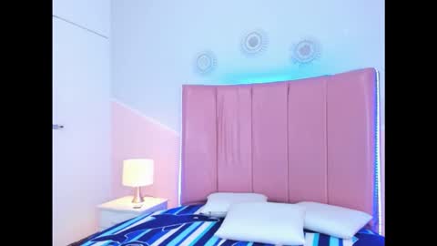 Liam smith online show from December 5, 1:12 pm