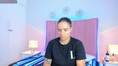 Liam smith online show from December 16, 1:06 pm