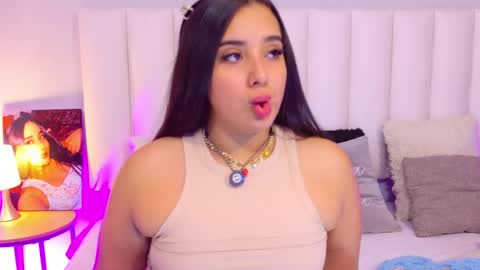 Valen Scott online show from May 21, 12:47 pm