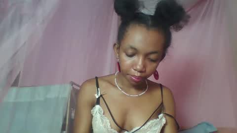 valencia302364 online show from January 31, 6:47 pm