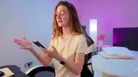 Nora online show from June 27, 12:22 pm