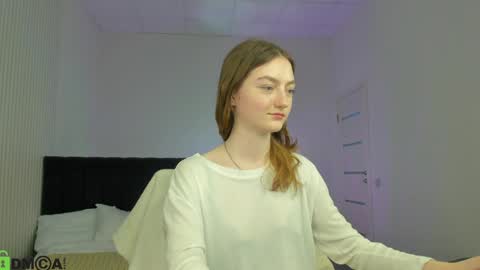 Nora online show from May 4, 11:25 am