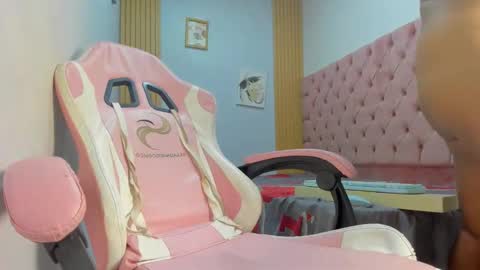 valentinarosexx1 online show from January 10, 3:28 pm