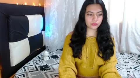 valentinasmith18 online show from May 23, 1:48 am