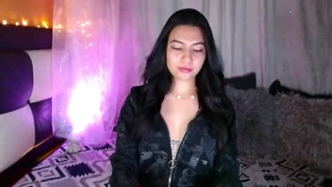 valentinasmith18 online show from May 25, 1:26 am