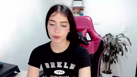 Valentina  online show from November 8, 1:32 am