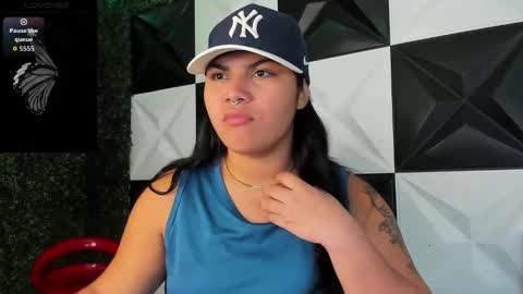 valeri_harpers4 online show from March 4, 3:57 am