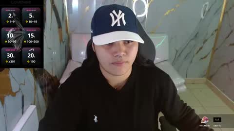 valeri_harpers4 online show from May 5, 1:19 am