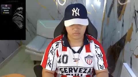 valeri_harpers4 online show from May 11, 1:51 am