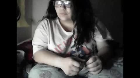 Snapshot of valeria06 chatting on January 2, 6:18 am Valeria online show from January 2, 6:18 am