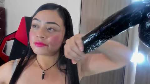 VALERIA online show from November 12, 4:05 pm