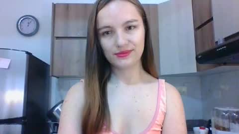 valeriafrannco online show from December 18, 5:07 pm