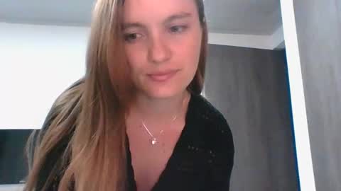 valeriafrannco online show from April 6, 5:52 am