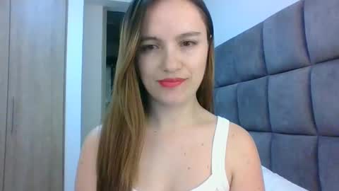 valeriafrannco online show from February 26, 3:25 am