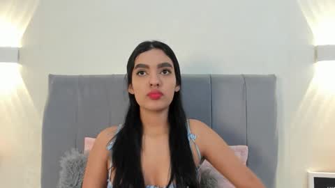 valeriajons online show from November 19, 4:51 pm