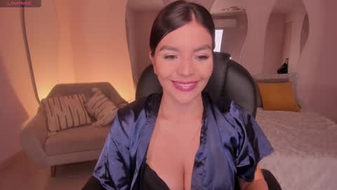 Snapshot of valeriaroldanx chatting on February 11, 3:08 am Valeria online show from February 11, 3:08 am