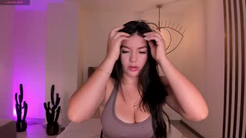 Valeria online show from May 24, 11:53 am