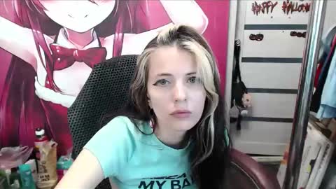 ValeriaXKiss online show from May 22, 7:50 am