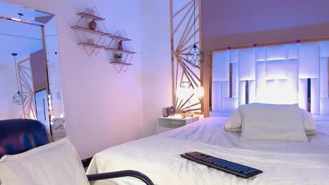 Valerie  online show from November 24, 4:53 pm