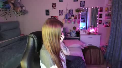 Lera online show from October 12, 8:00 pm