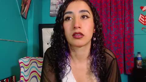 Snapshot of valerie_mase chatting on September 25, 6:28 pm vale online show from September 25, 6:28 pm