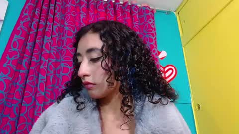 Snapshot of valerie_mase chatting on March 8, 5:09 pm vale online show from March 8, 5:09 pm
